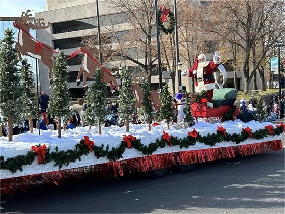 Belleville 2023 Santa Parade