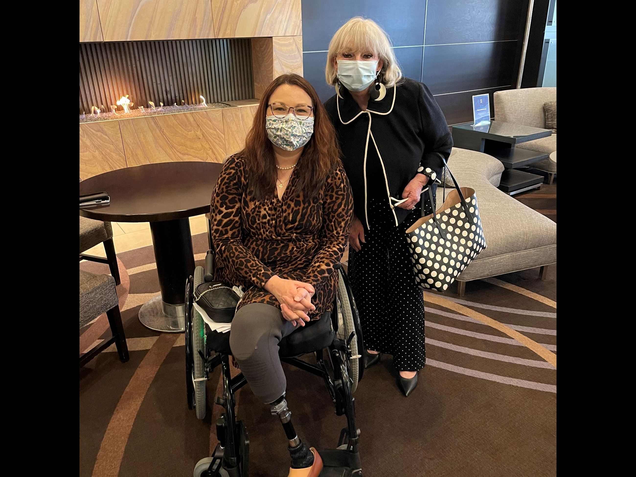 Mayor Patty Gregory Visits With Senator Tammy Duckworth